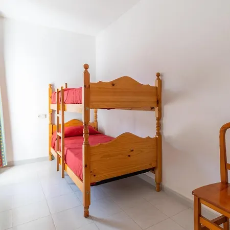 Adela L' Escala